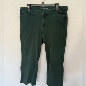 Old Navy Forest Green Plus Size Pixie Pants Size 16